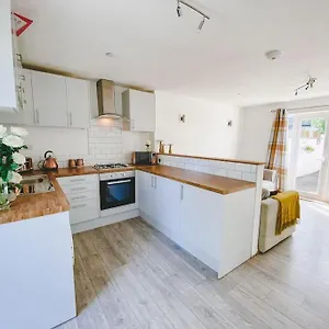 La Petite Maison Apartment