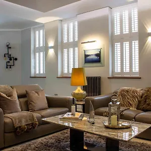 Liberty At Utopia Penthouse By Mgroupsa Apartment