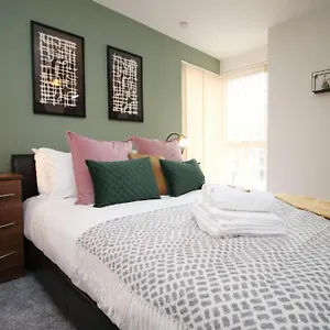 Meridian Quay By Mia Living 2 Bedroom Near The Sea Apartment